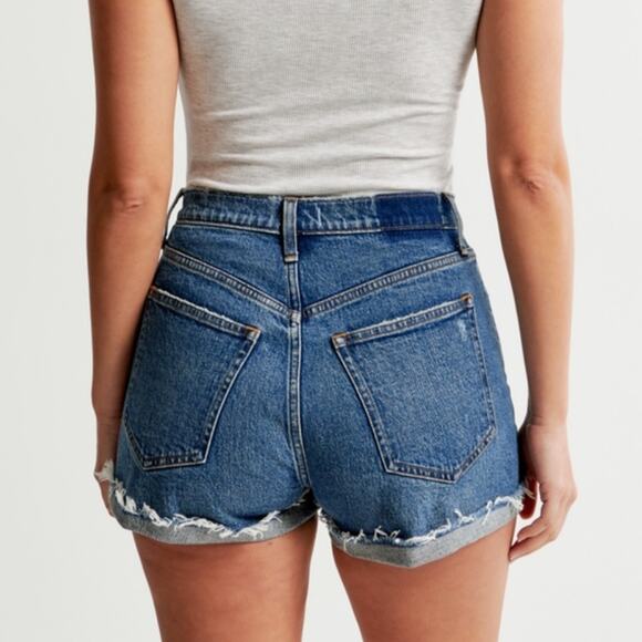 Abercrombie & Fitch High Rise Mom 2.5” Blue Raw Hem Shorts Women’s Size 34/ 18 - Picture 9 of 10